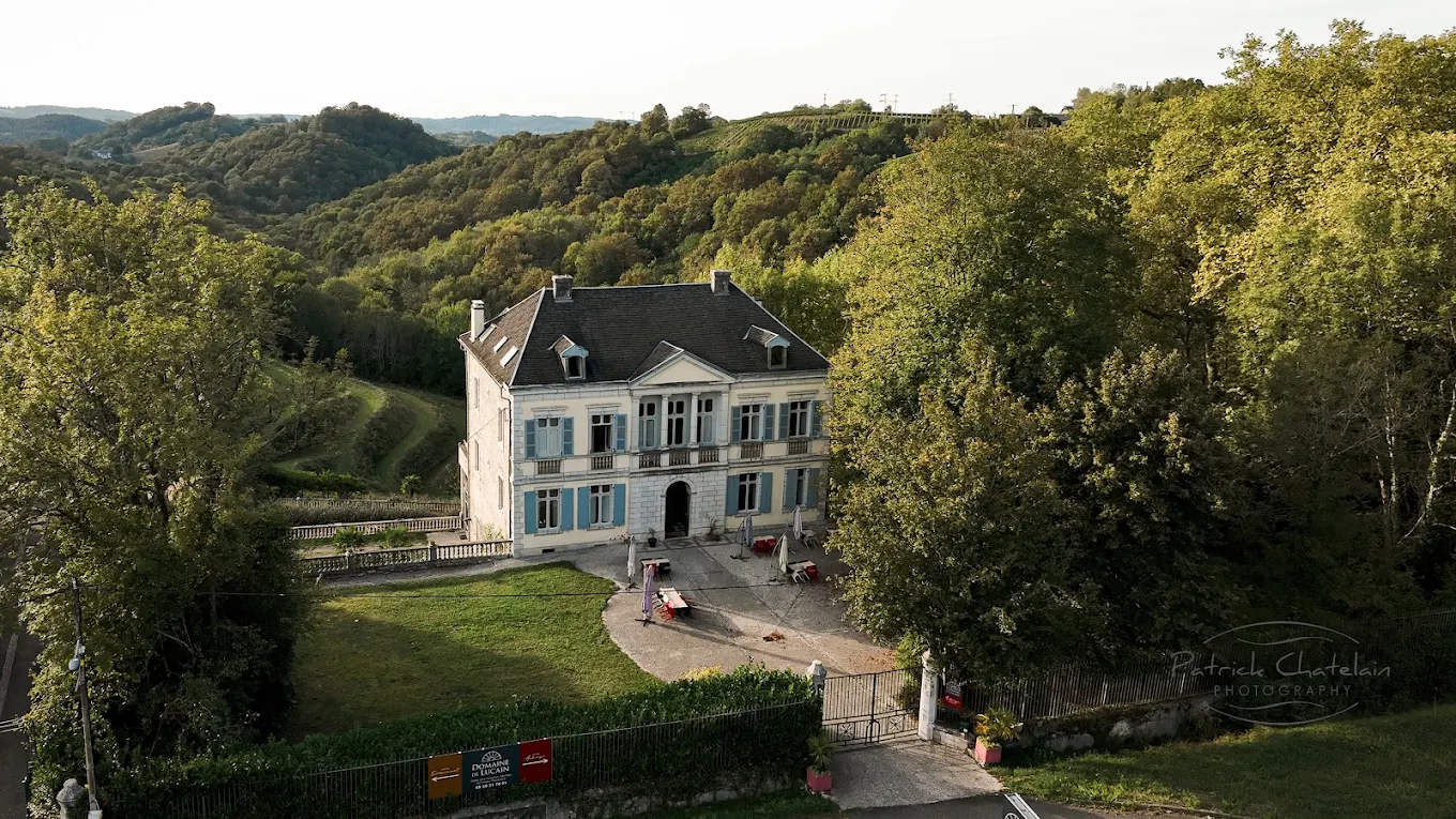 La grande salle voûtée du Domaine de Lucain